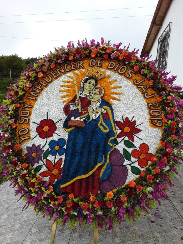 De silletas y flores: muchas historias para contar