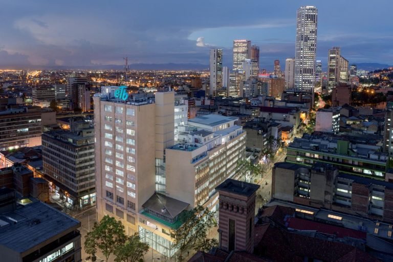 ETB cumple 140 años de transformación e innovación tecnológica