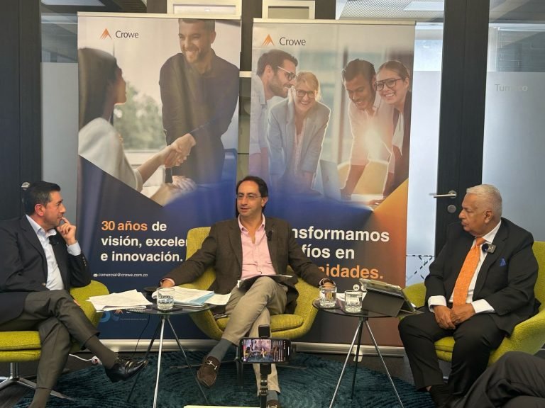 Expertos analizaron el futuro de la fiscalidad en Colombia