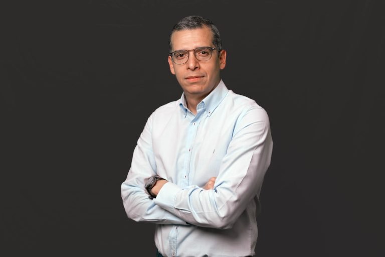 Juan Sebastián Escobar asume como CEO de NTT DATA Colombia