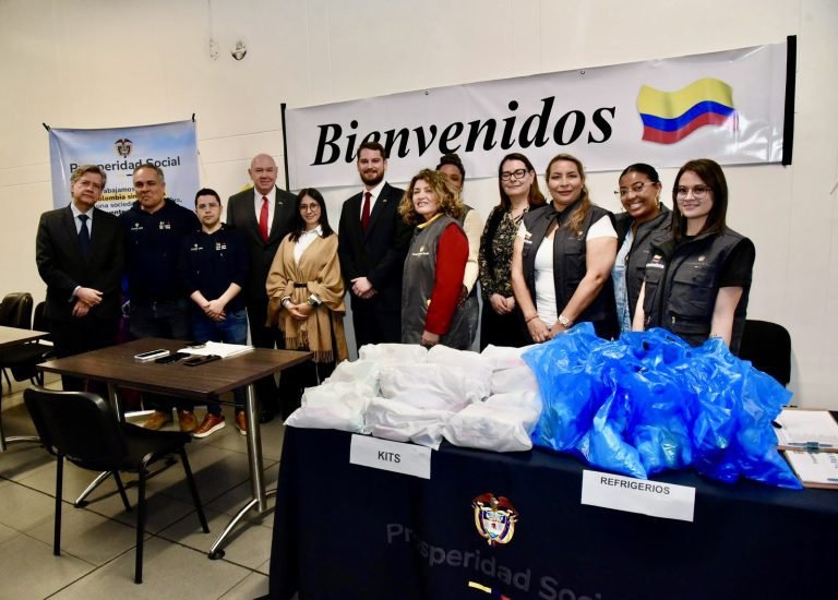 Primer grupo de colombianos se acoge al programa CBP Home y regresa voluntariamente al país