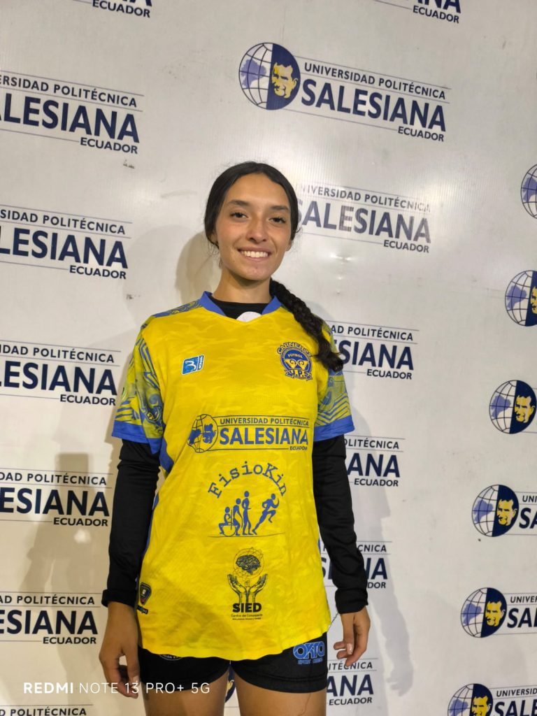 ¡De las Canchas Bogotanas a la Gloria Ecuatoriana!