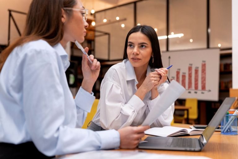 Crecen 11% las pymes en Colombia: mujeres lideran el ecosistema empresarial