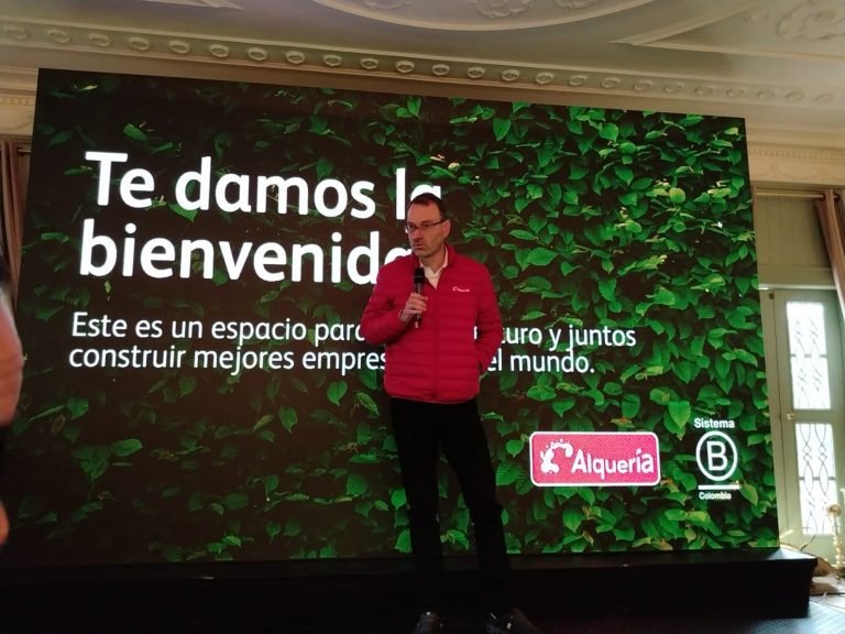 Alquería reafirma su liderazgo sostenible: es recertificada como la Empresa B más grande de Colombia