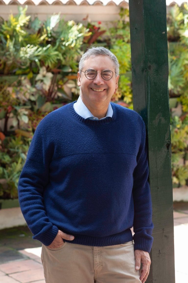 Carlos Enrique Cavelier, único colombiano finalista en los Global Sustainability Awards 2025 por su compromiso con la educación y la equidad