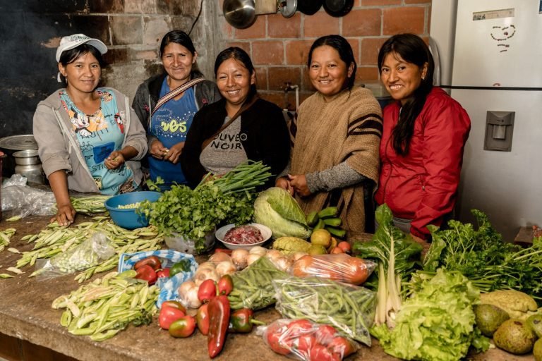 Mujeres rurales: sembrando igualdad, cosechando futuro