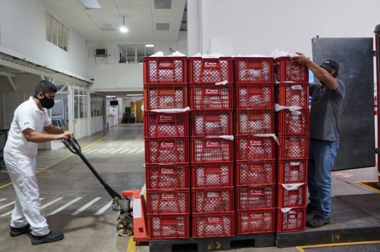 Alquería realiza la mayor donación a la Asociación de Bancos de Alimentos de Colombia: $6.000 millones equivalentes en producto