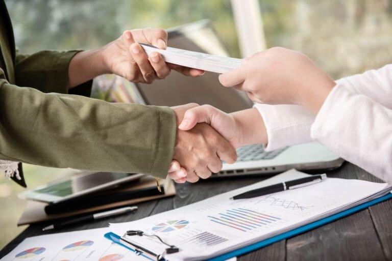 Cinco recomendaciones para usar el crédito estratégicamente y hacer crecer una empresa en Colombia