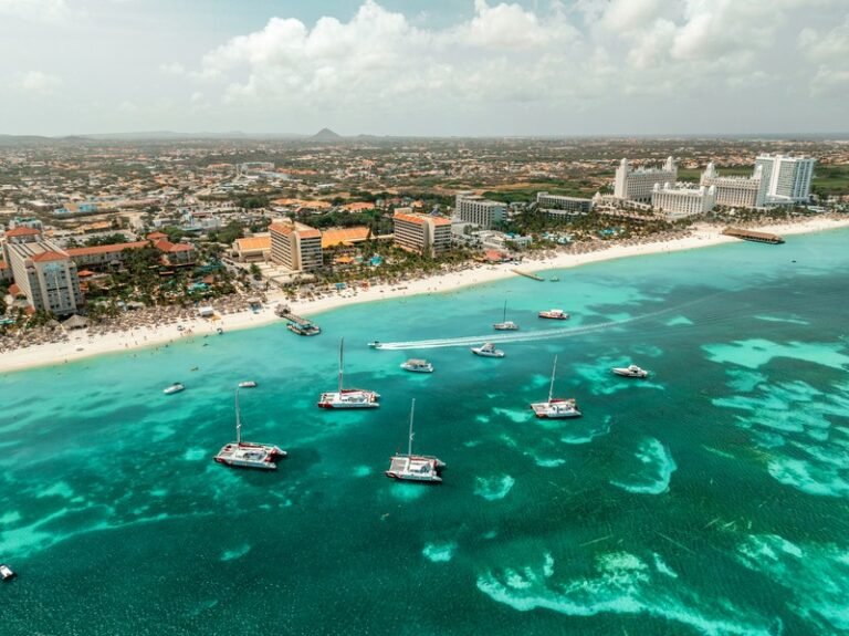 Barranquilla y Aruba a una hora de distancia: Wingo inaugura la única ruta directa entre ambos destinos
