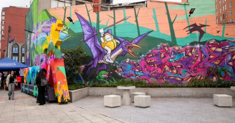 Renuevan plazoleta en el barrio El Recuerdo de Teusaquillo para promover encuentro ciudadano en Bogotá